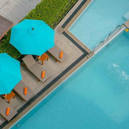 Recenta Suite Phuket Suanluang Eksteriør billede