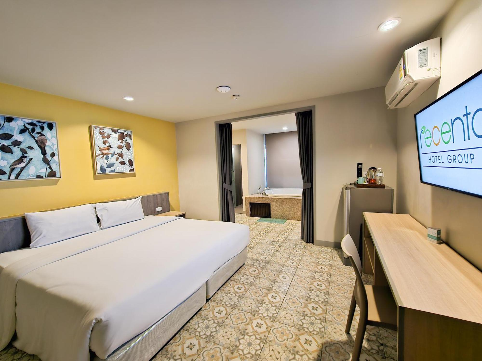 Recenta Suite Phuket Suanluang Eksteriør billede