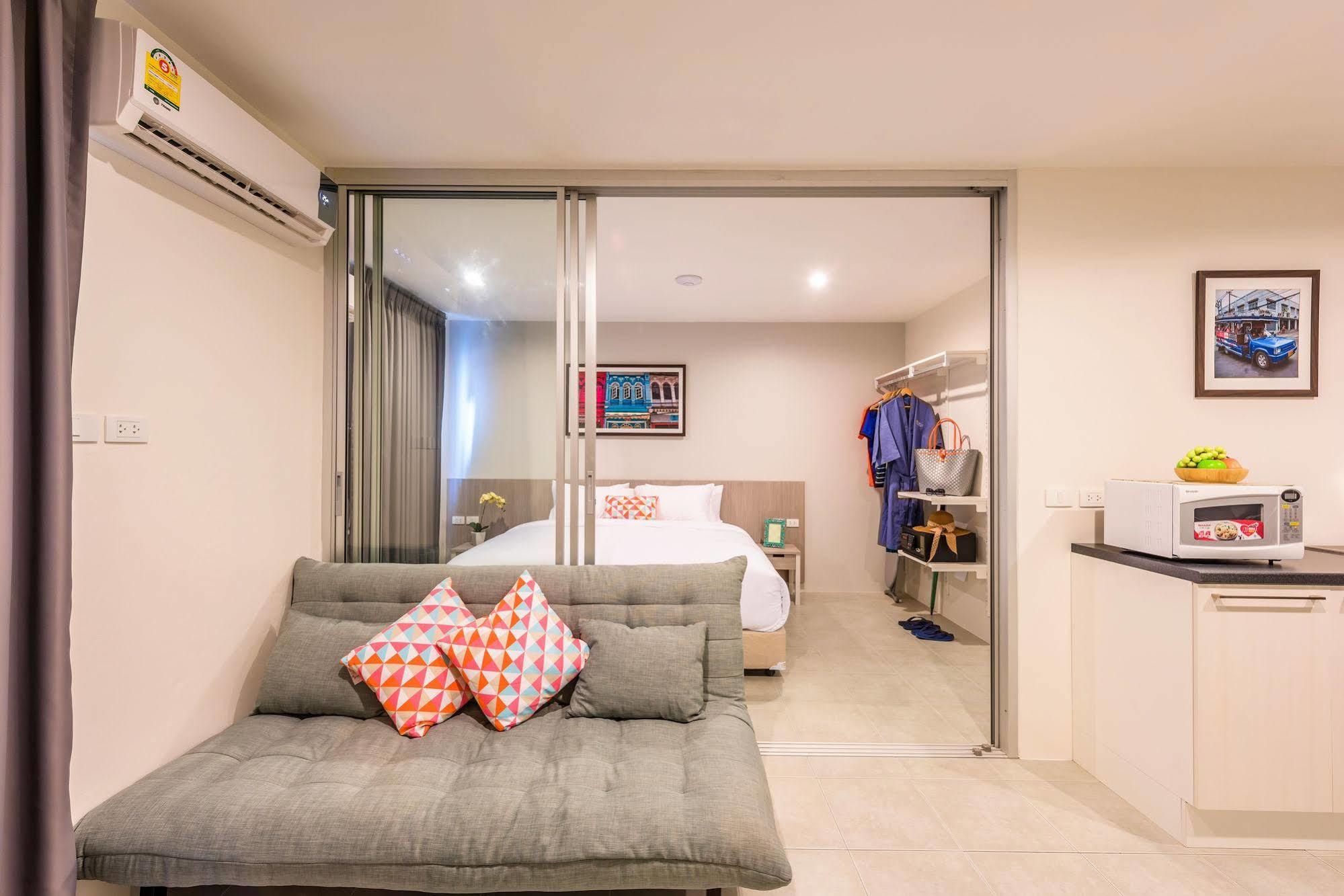 Recenta Suite Phuket Suanluang Eksteriør billede