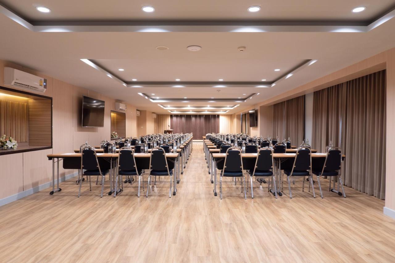 Recenta Suite Phuket Suanluang Eksteriør billede